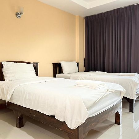 Nattidaplace Hotel Chiangmai Chiang Mai Bagian luar foto