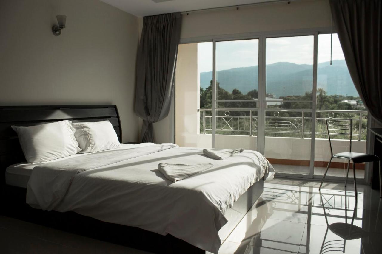 Nattidaplace Hotel Chiangmai Chiang Mai Bagian luar foto