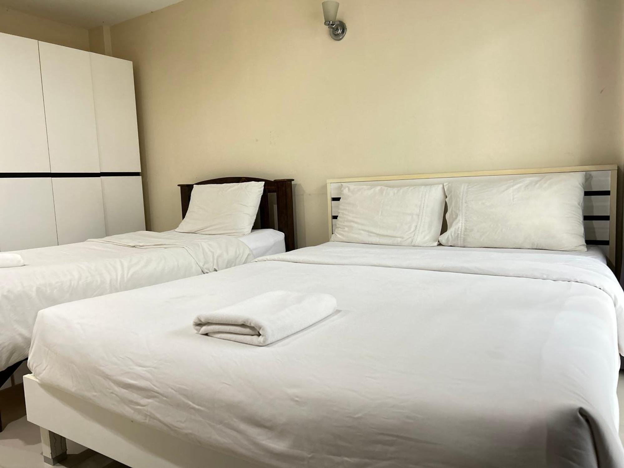 Nattidaplace Hotel Chiangmai Chiang Mai Bagian luar foto